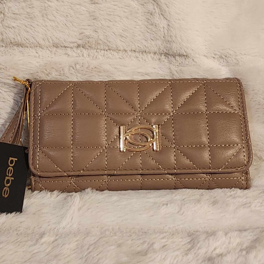 Bebe Cream Quilted Wristlet Trifold Women's Wallet